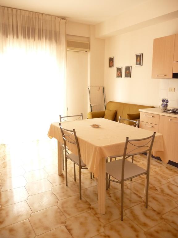 Agathae Hotel & Residence Scoglitti Exterior photo