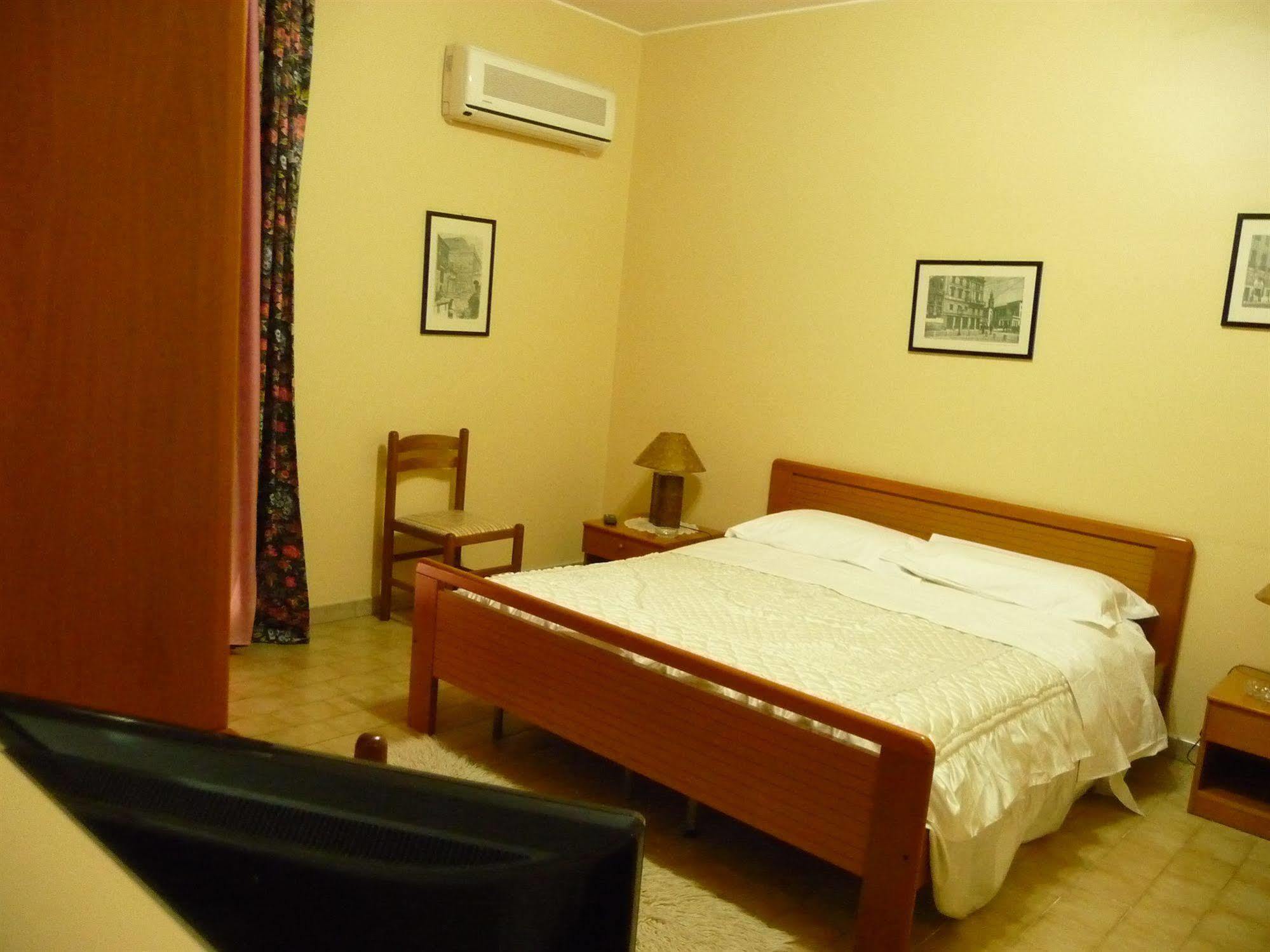 Agathae Hotel & Residence Scoglitti Exterior photo